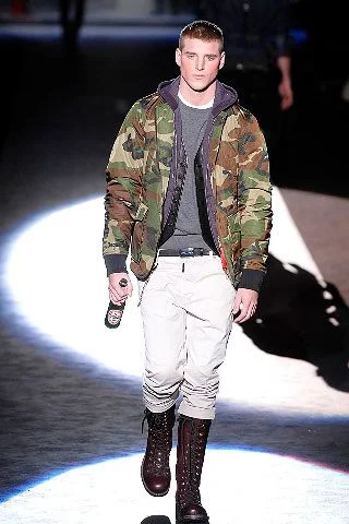 Look 3